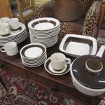 699 3832 DINNERWARE